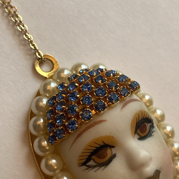 14kt GF Porcelain Flapper Girl face - Picture 10 of 15